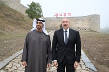 Президенты Азербайджана и Объединенных Арабских Эмиратов сфотографировались на фоне Шушинской крепости (ФОТО)