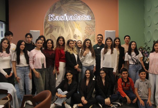 В Баку проведен арт-мастер-класс в поддержку развития инклюзивного бизнеса (ФОТО)