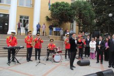 Под открытым небом Баку состоялось торжественное открытие Дня национальной музыки (ФОТО)
