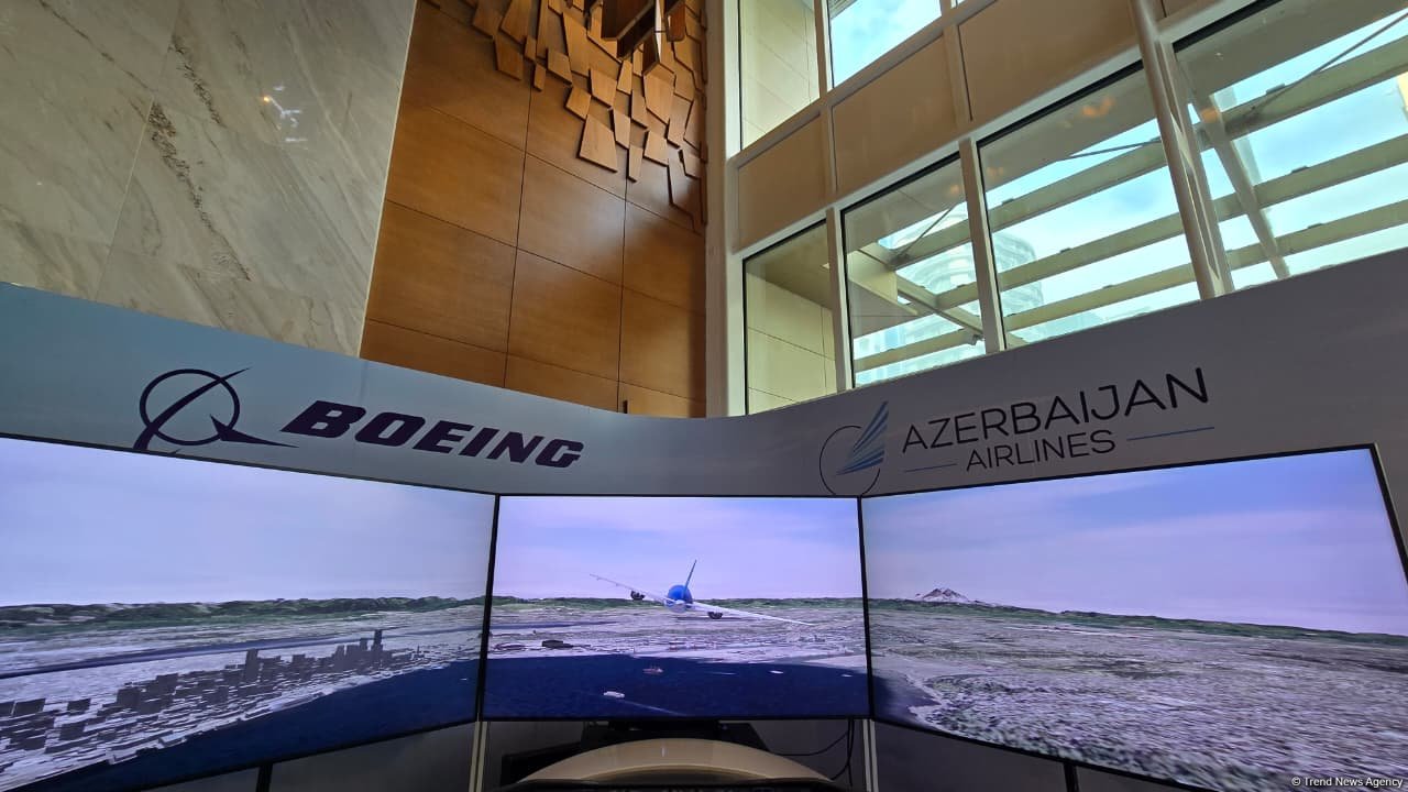 Воздушный флот AZAL пополнится еще несколькими самолетами Boeing 787 Dreamliner (ФОТО)