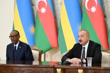 Состоялся обмен документами, подписанными между Азербайджаном и Руандой, затем президенты выступили с заявлениями для прессы (ФОТО)