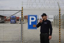 В Бакинском порту открылась временная парковочная зона для TIR с опасными грузами (ФОТО)