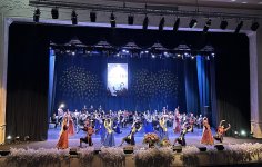 В Гяндже прошел грандиозный концерт в честь 140-летия Узеира Гаджибейли (ФОТО)