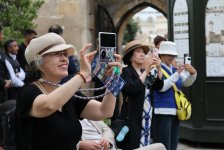 Исторические уголки Ичеришехер превратились в живые музыкальные сцены (ФОТО)