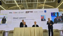 Между Азербайджаном и ОАЭ подписан ряд важных документов (ФОТО)