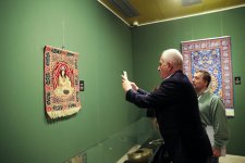 В рамках фестиваля Насими представлена выставка "Вне времени и пространства" (ФОТО)