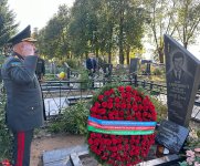 Начальник Генштаба Азербайджанской Армии посетил в Беларуси могилу Национального героя Азербайджана (ФОТО)
