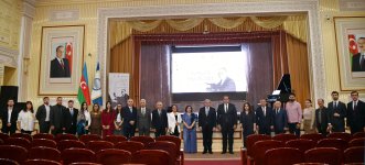 Азербайджанские студенты представили жемчужины музыкального искусства (ФОТО)