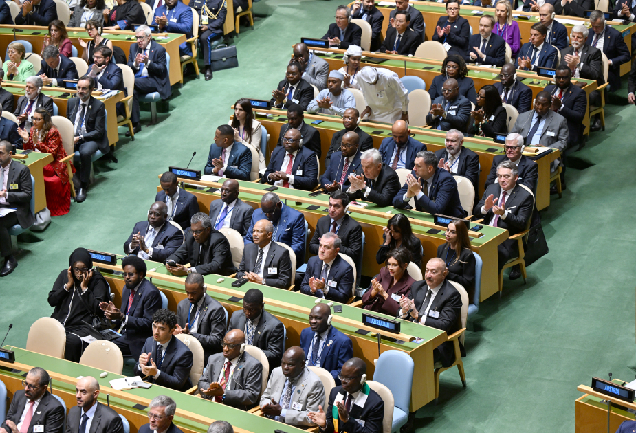 Президент Ильхам Алиев и Первая леди Мехрибан Алиева прибыли в штаб-квартиру ООН (ФОТО/ВИДЕО)