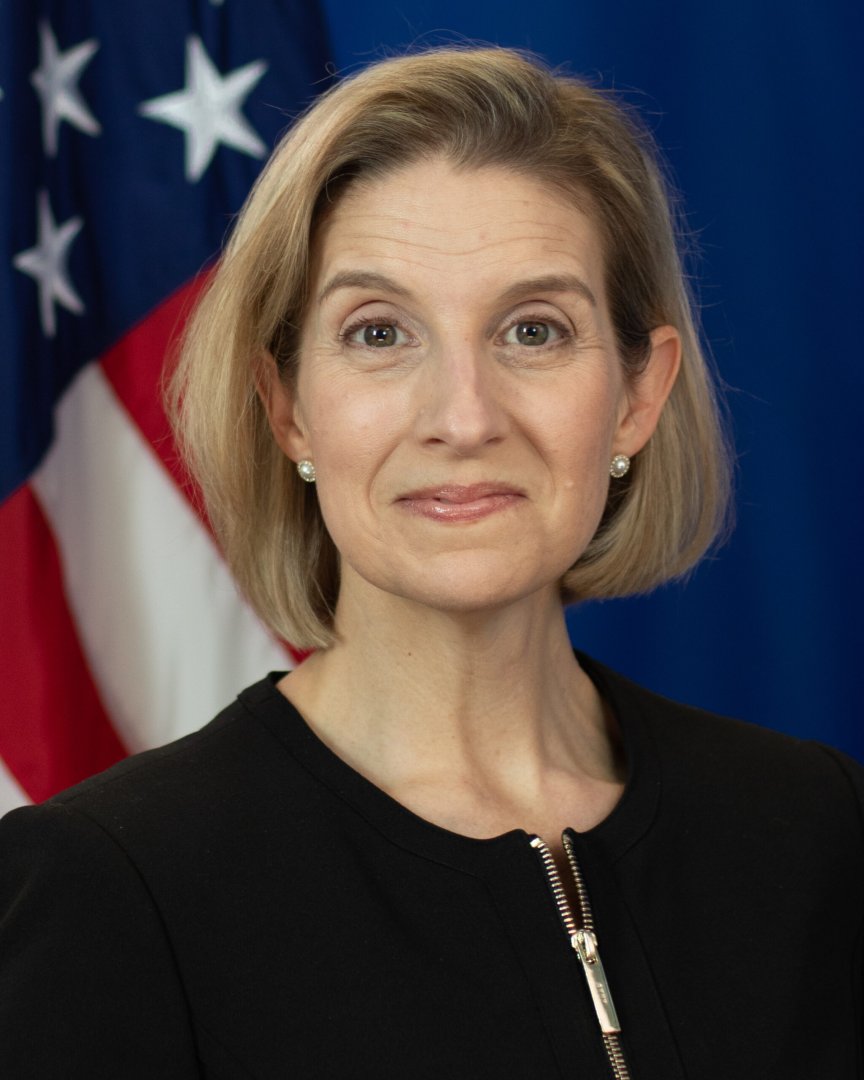 США готовы содействовать установлению прочного мира между Азербайджаном и Арменией - Эми Карлон (ВИДЕО)