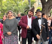 Живое воплощение великих мастеров на улицах Баку - открылись врата истории (ФОТО)