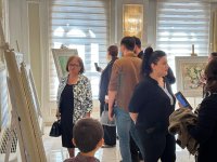 В Гянджинcкой филармонии открылась выставка работ Мехрибан Алышовой "Мелодия красок" (ФОТО)