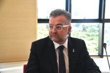 Проходит второй день 1-го Азербайджано-британского политического диалога в Университете АDА (ФОТО)
