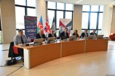 Проходит второй день 1-го Азербайджано-британского политического диалога в Университете АDА (ФОТО)