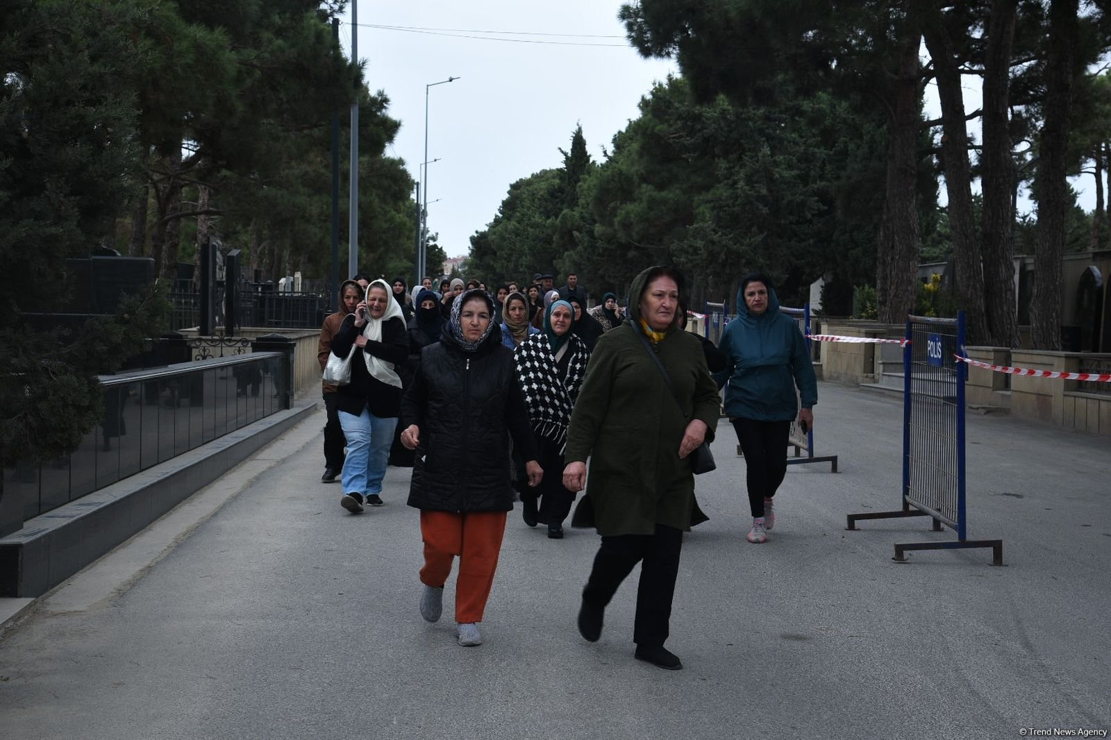 Азербайджанский народ чтит память шехидов Отечественной войны (ФОТО)