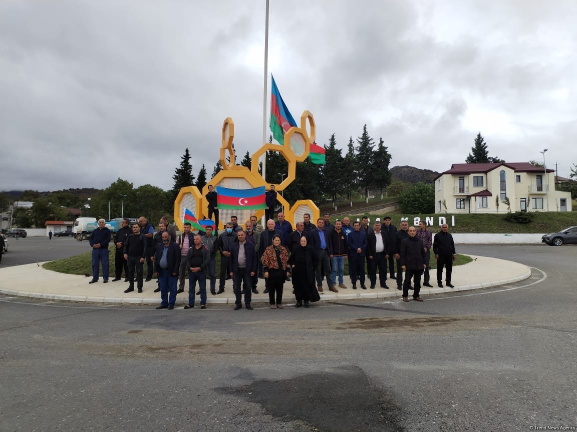 В Ханкенди, Агдере и Ходжалы объявлена ​​минута молчания в связи с Днем памяти (ФОТО)