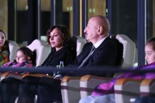 Президент Ильхам Алиев и Первая леди Мехрибан Алиева наблюдали за церемонией открытия III Игр стран СНГ (ФОТО)