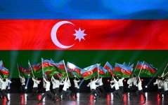 Президент Ильхам Алиев и Первая леди Мехрибан Алиева наблюдали за церемонией открытия III Игр стран СНГ (ФОТО)