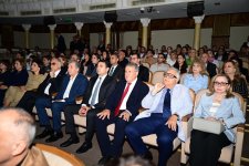 В Баку состоялась премьера спектакля "Baş" - исторической метафизической драмы (ФОТО)