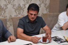 Общественное объединение по исследованию и анализу Baku Network навестило семью шехида-журналиста Сираджа Абышова (ФOTO/ВИДЕО)