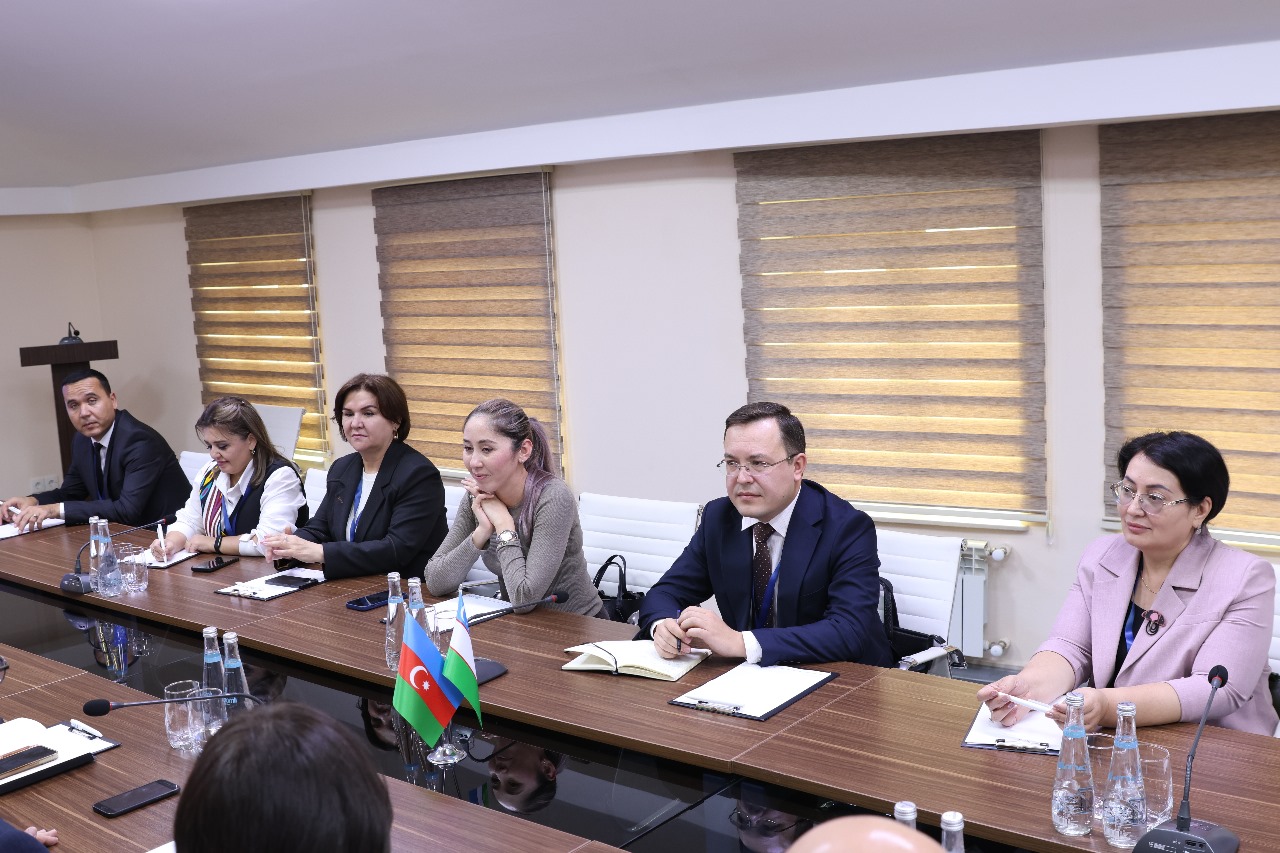 В Агентстве развития медиа Азербайджана прошла встреча с представителями ряда госорганов Узбекистана