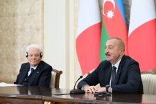 Президент Ильхам Алиев и Президент Серджо Маттарелла выступили с заявлениями для прессы (ФОТО/ВИДЕО)