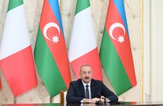 Президент Ильхам Алиев и Президент Серджо Маттарелла выступили с заявлениями для прессы (ФОТО/ВИДЕО)
