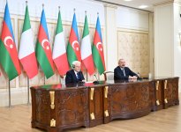 Президент Ильхам Алиев и Президент Серджо Маттарелла выступили с заявлениями для прессы (ФОТО/ВИДЕО)