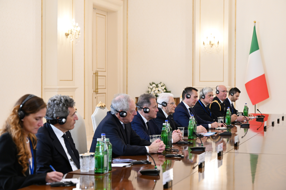 Состоялась встреча Президента Ильхама Алиева и Президента Серджо Маттареллы в расширенном составе (ФОТО)