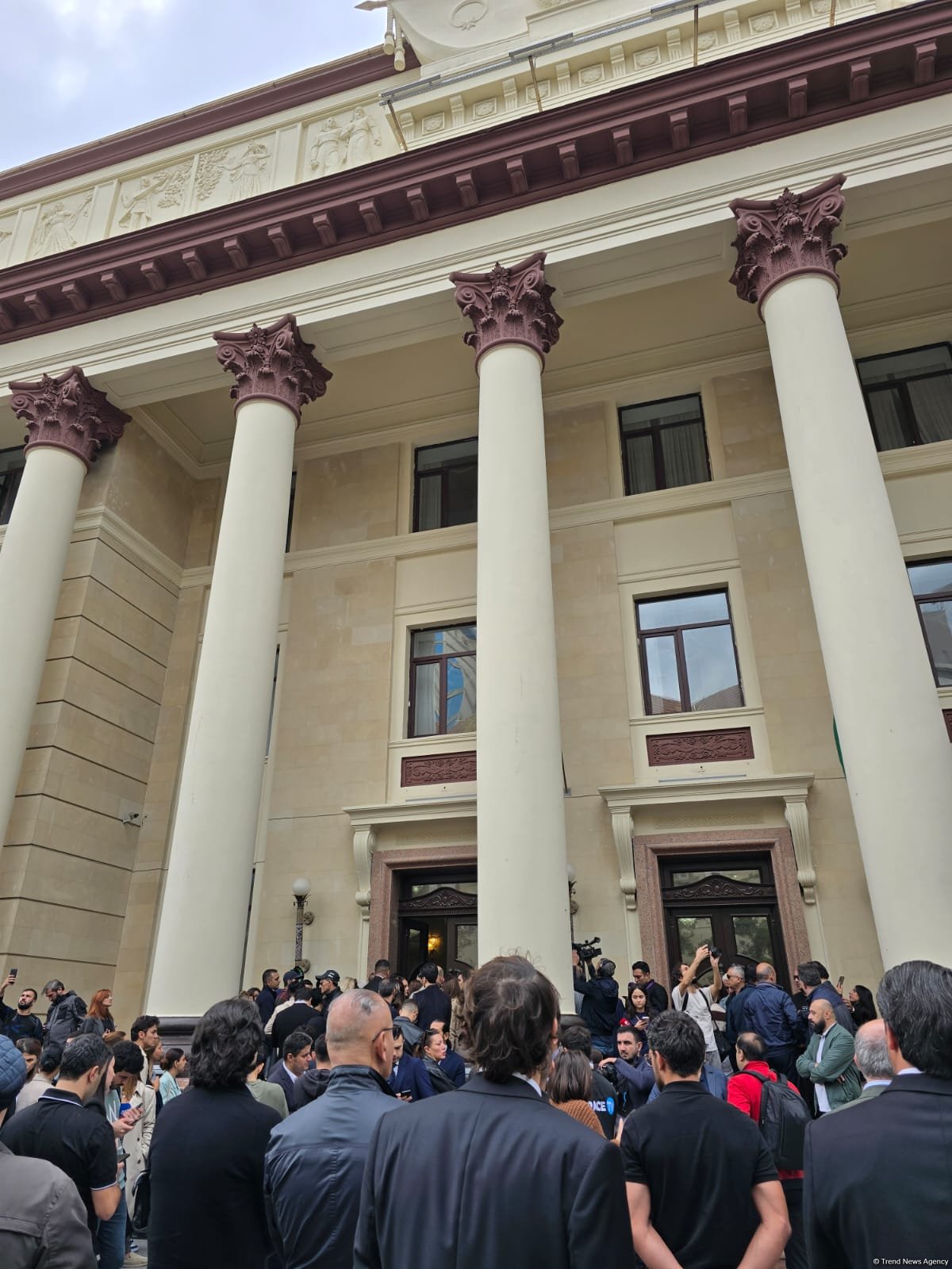 В Баку проходит церемония прощания с заслуженным артистом Азербайджана Джабиром Имановым (ФОТО)