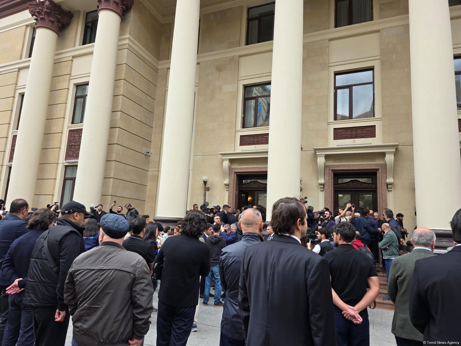 В Баку проходит церемония прощания с заслуженным артистом Азербайджана Джабиром Имановым (ФОТО)