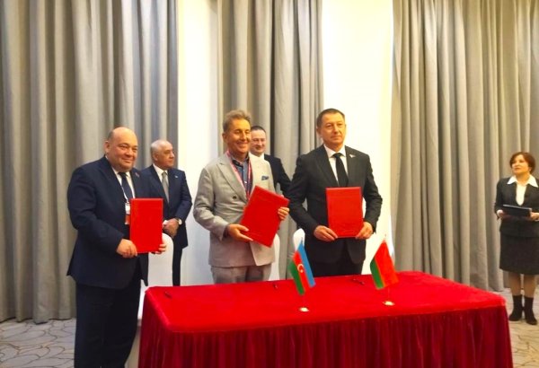 Из Беларуси в Азербайджан будет поставлена коммунальная и пожарная техника (ФОТО)