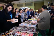 Месси и Роналду.... Состоялось открытие XI Бакинской международной книжной ярмарки (ФОТО)