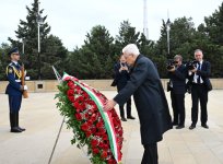 Президент Италии почтил в Баку память шехидов (ФОТО)