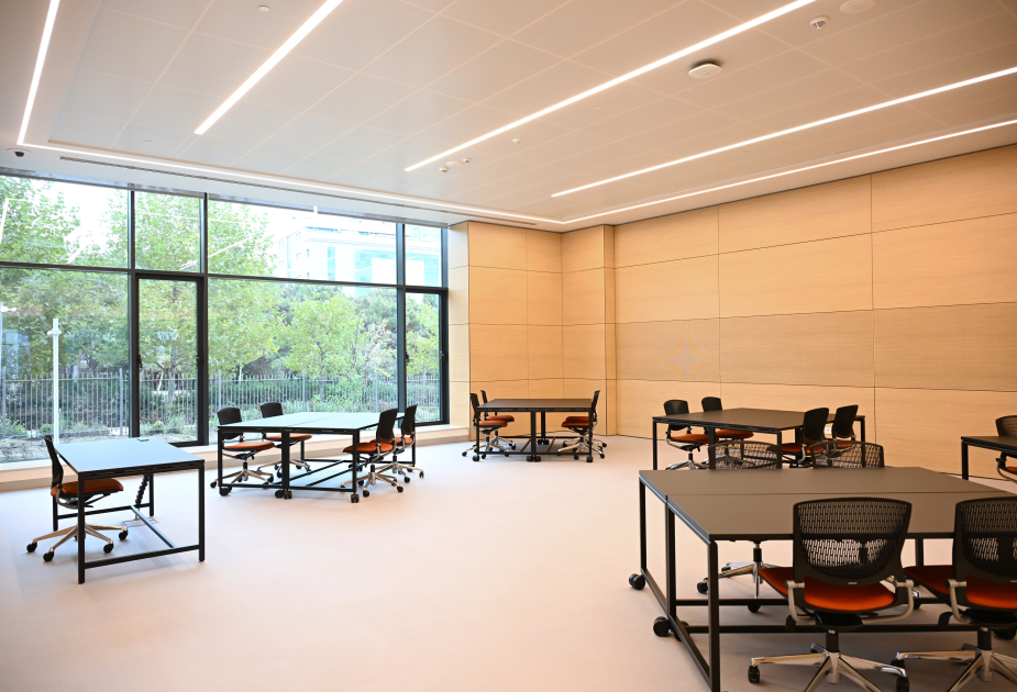 Президент Ильхам Алиев, Первая леди Мехрибан Алиева и Президент Серджо Маттарелла приняли участие в открытии первых учебных корпусов Итало-Азербайджанского университета в Баку (ФОТО/ВИДЕО)