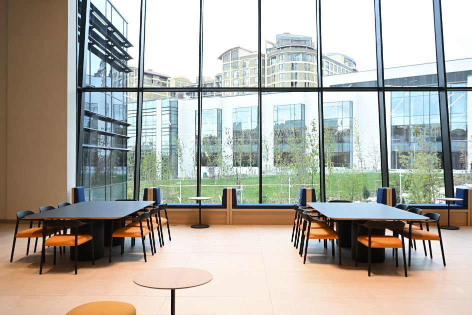 Президент Ильхам Алиев, Первая леди Мехрибан Алиева и Президент Серджо Маттарелла приняли участие в открытии первых учебных корпусов Итало-Азербайджанского университета в Баку (ФОТО/ВИДЕО)