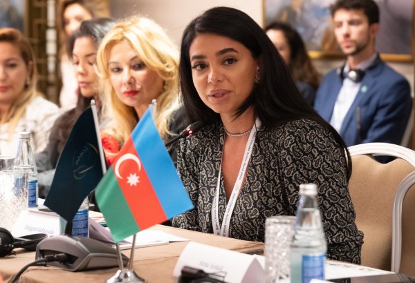 В Баку обсудили моду будущего: как устойчивость меняет мировую fashion-индустрию (ФОТО)