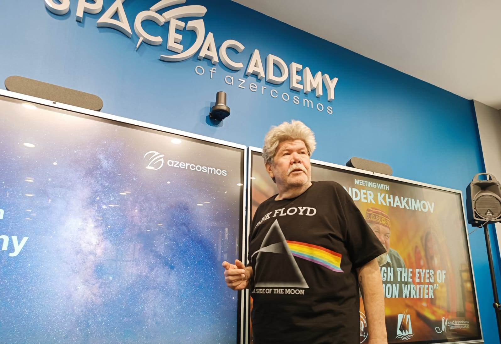 Литература и космос объединились на одной площадке - юбилей Александра Хакимова (ФОТО)