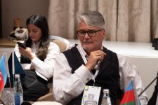 В Баку обсудили моду будущего: как устойчивость меняет мировую fashion-индустрию (ФОТО)