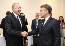 Состоялась встреча Президента Ильхама Алиева с Президентом Эммануэлем Макроном (ФОТО)