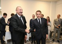 Состоялась встреча Президента Ильхама Алиева с Президентом Эммануэлем Макроном (ФОТО)