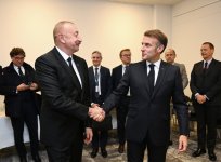 Состоялась встреча Президента Ильхама Алиева с Президентом Эммануэлем Макроном (ФОТО)