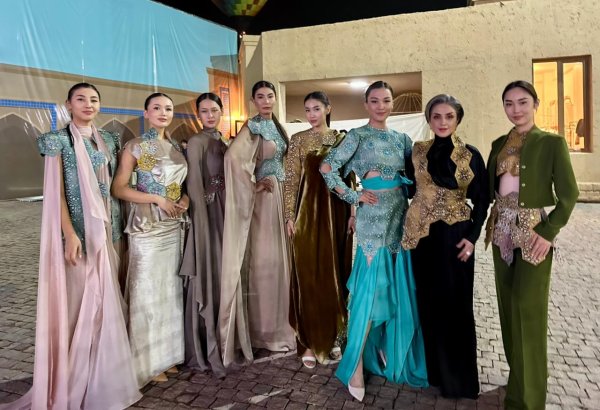 Коллекция Гюльнары Халиловой "Шебеке" с успехом представлена на Turkıstan World Craft Fest в Казахстане (ВИДЕО, ФОТО)