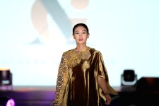 Коллекция Гюльнары Халиловой "Шебеке" с успехом представлена на Turkıstan World Craft Fest в Казахстане (ВИДЕО, ФОТО)