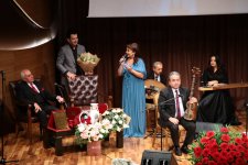 Юбилей прославленного тариста Замига Алиева отметили торжественным концертом (ФОТО)