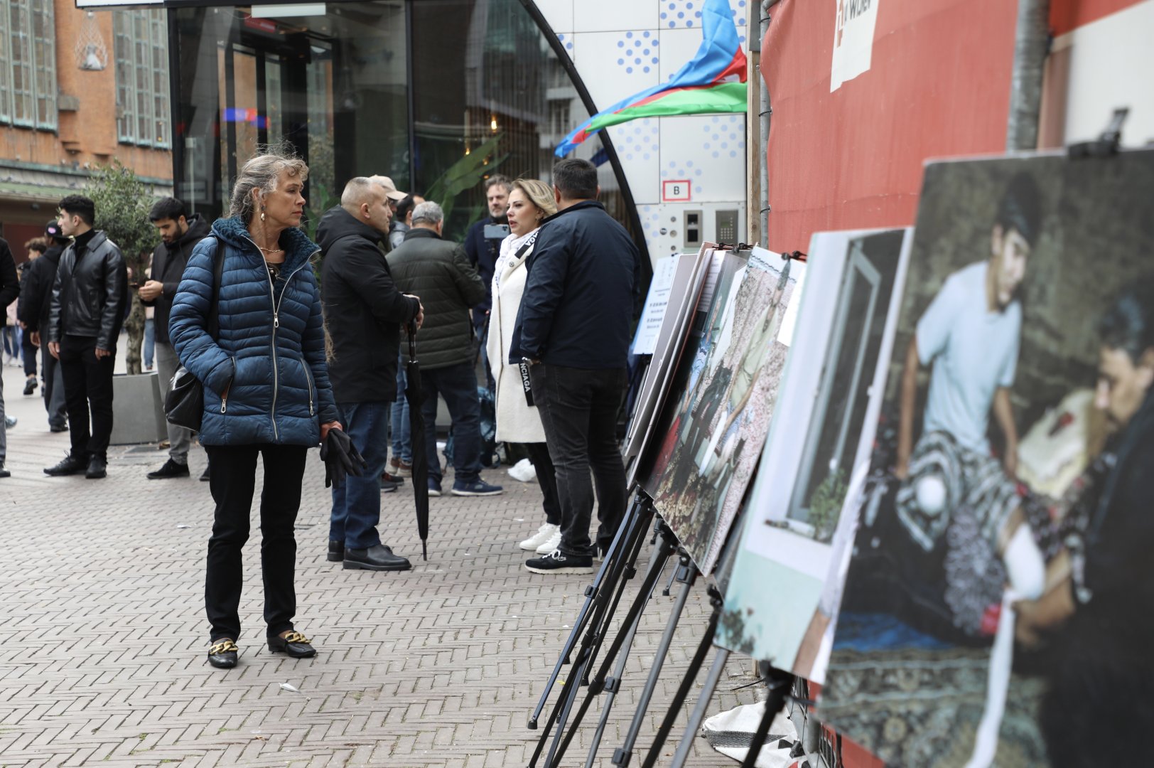 В Гааге организована фотовыставка, посвященная жертвам мин в Азербайджане (ФОТО)