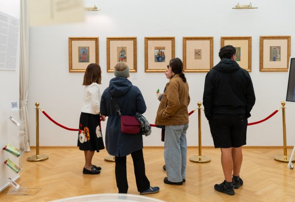 В начале было слово... Азербайджанское искусство вызвало большой интерес в Австрии (ФОТО)