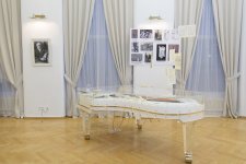 В начале было слово... Азербайджанское искусство вызвало большой интерес в Австрии (ФОТО)