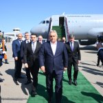 Премьер-министр Венгрии прибыл в Габалу для участия в саммите ОТГ (ФОТО)