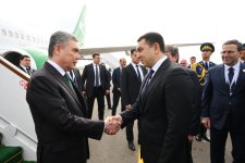 Председатель Халк Маслахаты Туркменистана прибыл с визитом в Азербайджан (ФОТО)